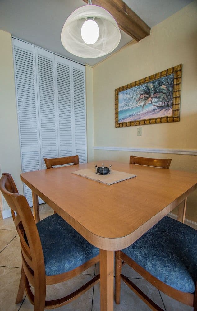 Condo, 1 Bedroom, Balcony, Ocean View (Windward)