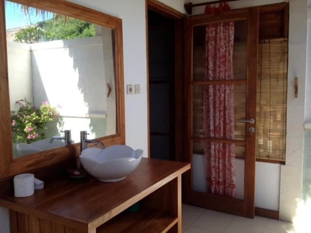 Standard Room, 1 Queen Bed, Mountain View