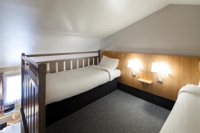 Classic Quadruple Room