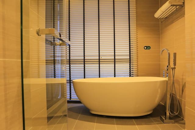 Executive Twin Room, Balcony City View