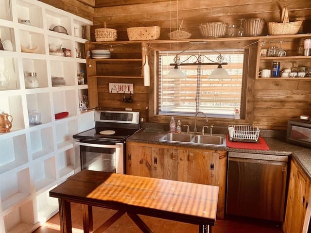 Superior Suite, 2 Bedrooms, Mountain View