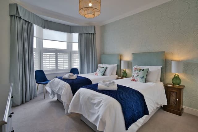 Twin Room, Ensuite