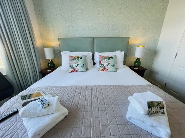 Twin Room, Ensuite
