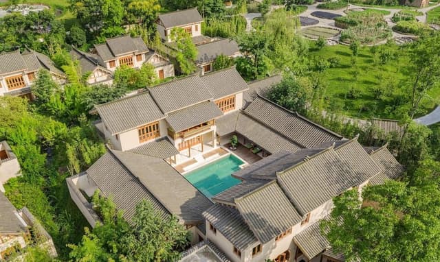 Presidential Villa, 4 Bedrooms (Swiming Pool)