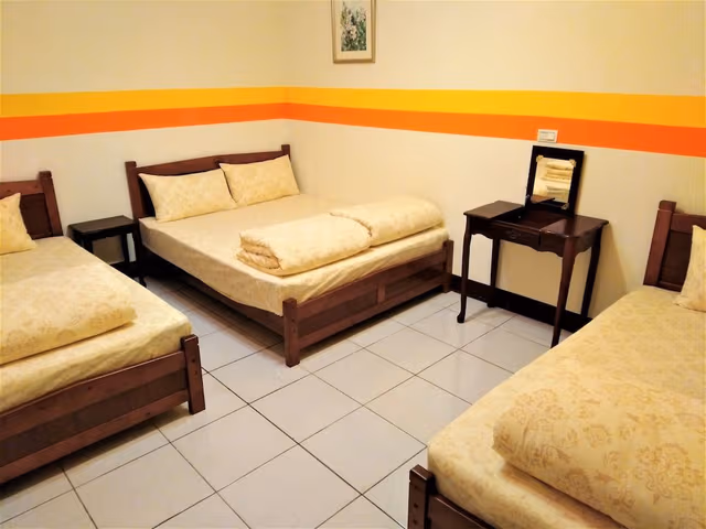Economy Quadruple Room