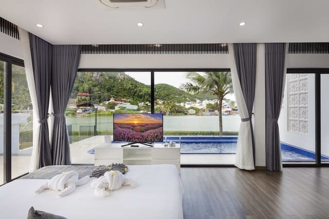 Presidential Villa 4-bedroom