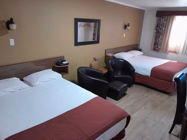 Room, 2 Queen Beds, Non Smoking