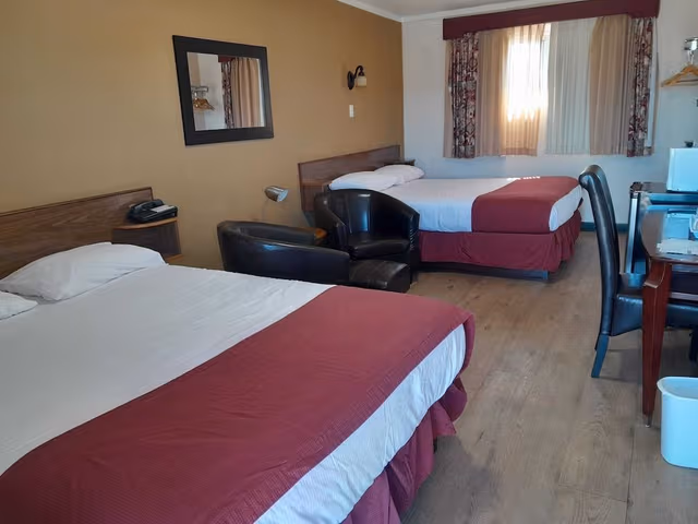 Room, 2 Queen Beds, Non Smoking