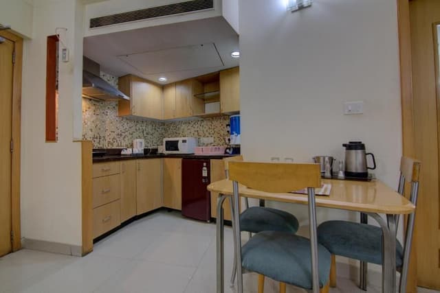 Studio Apartment