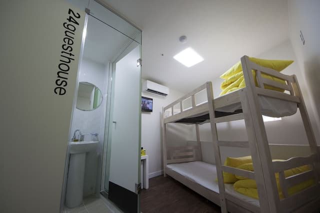 Bunk Twin Room