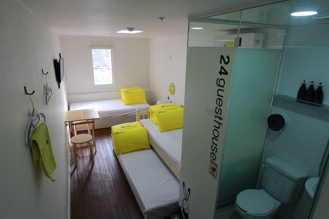 Triple Room