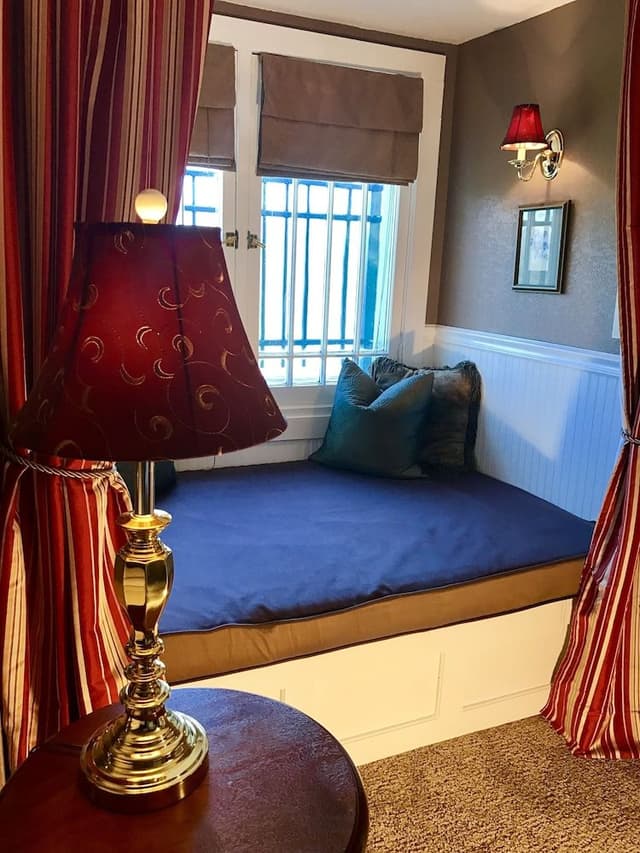 Standard Room, 1 Queen Bed