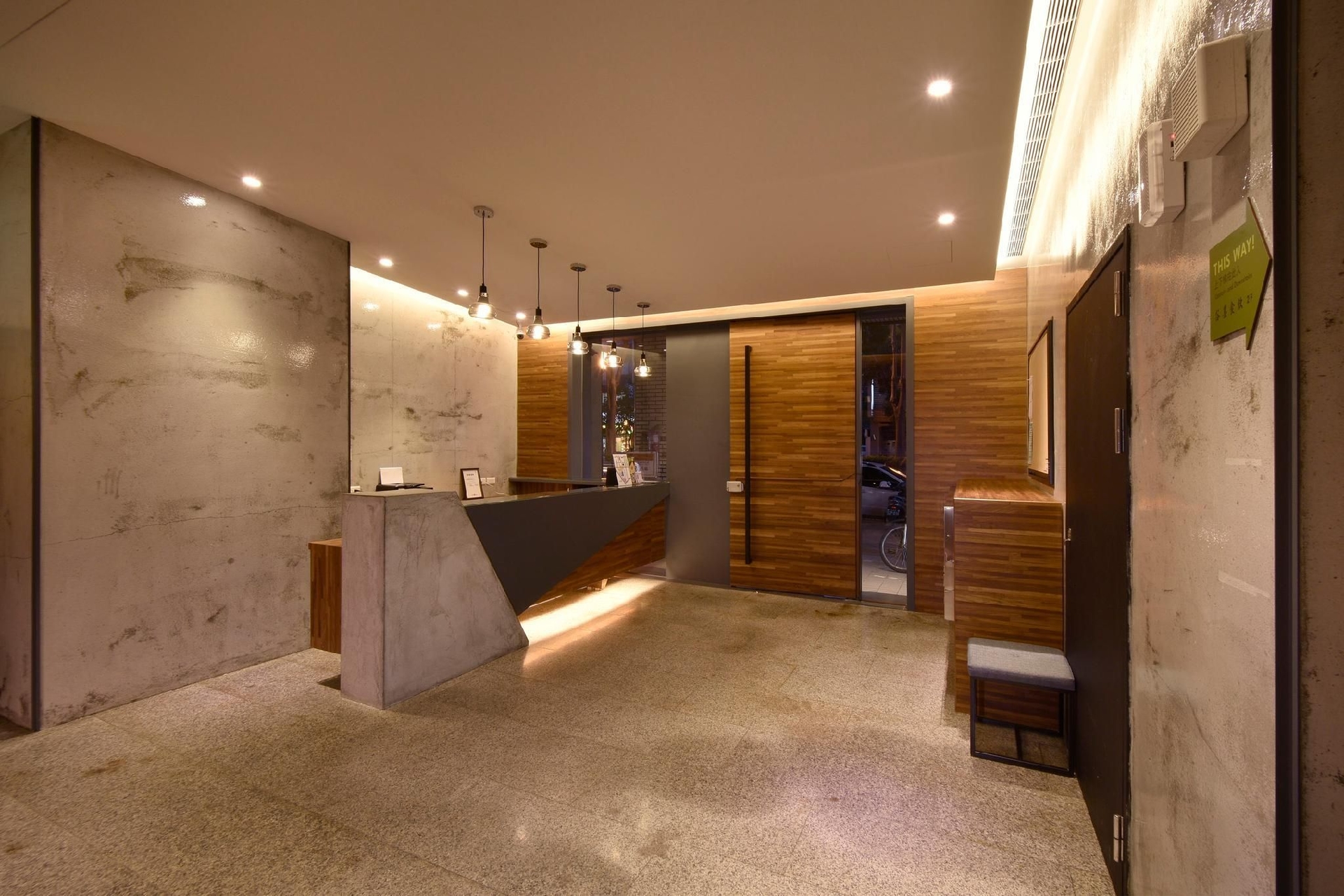 Goodmore Hotel0