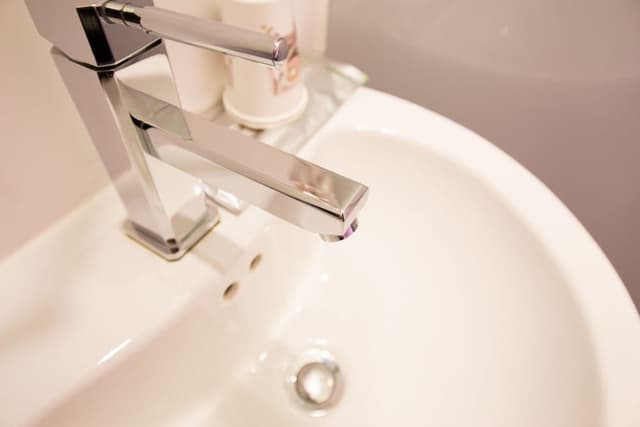 Economy Double Room, 1 Double Bed, Shared Bathroom