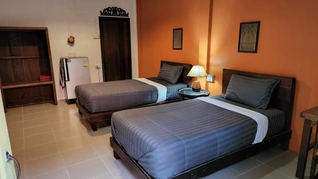 Jasmine - Deluxe Air Conditioning Room Twin Beds