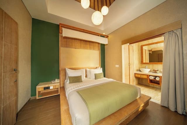 Two Bedroom Villa with Private Pool & Hot Tub