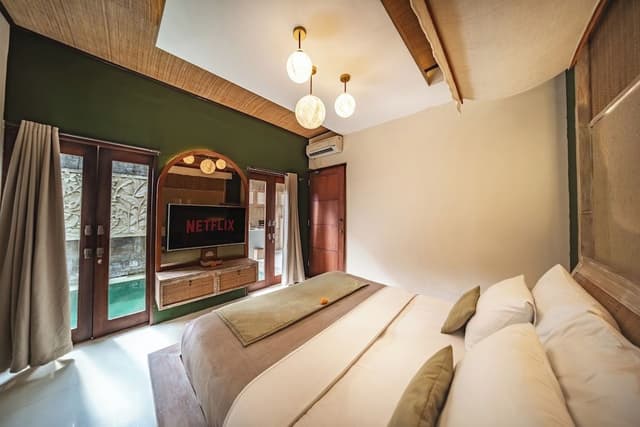 Two Bedroom Villa with Private Pool & Hot Tub