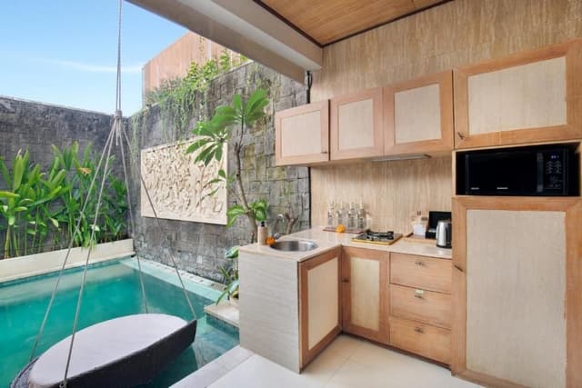 Two Bedroom Villa with Private Pool and Jacuzzi