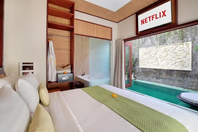 Two Bedroom Villa with Private Pool and Jacuzzi