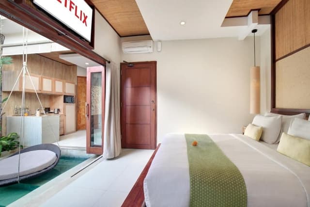Two Bedroom Villa with Private Pool and Jacuzzi