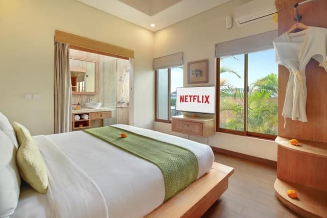 Two Bedroom Villa with Private Pool and Jacuzzi