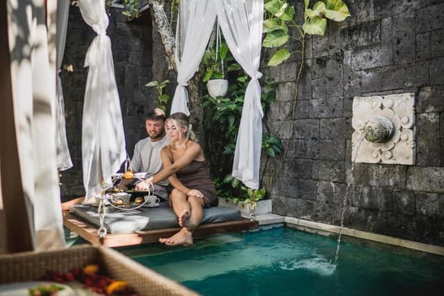 Royal One Bedroom Villa with Private Pool and Jacuzzi