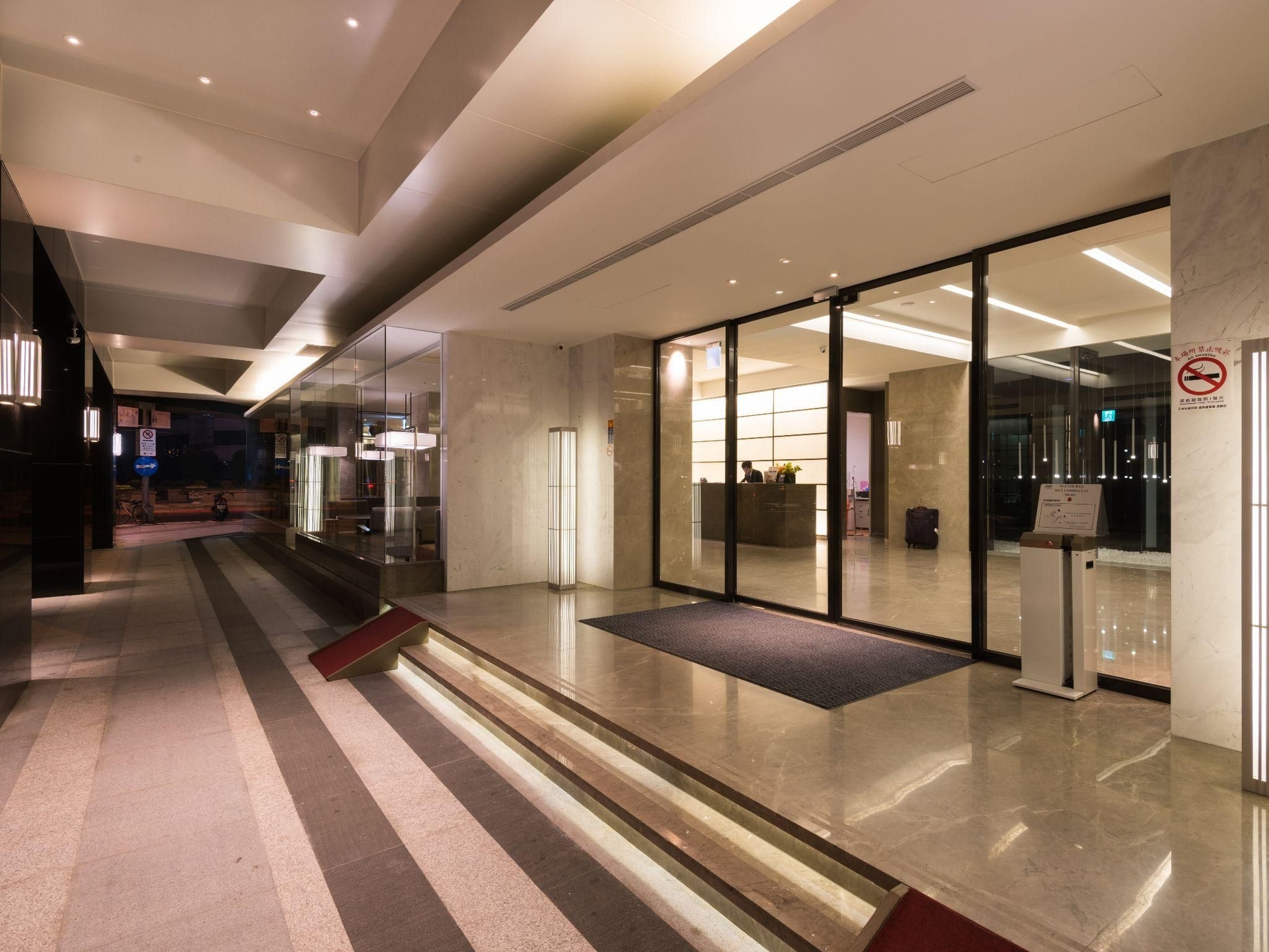 Hotel Midtown Richardson2