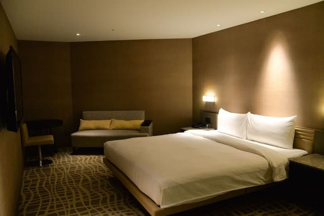 Elegant Double Room, no window
