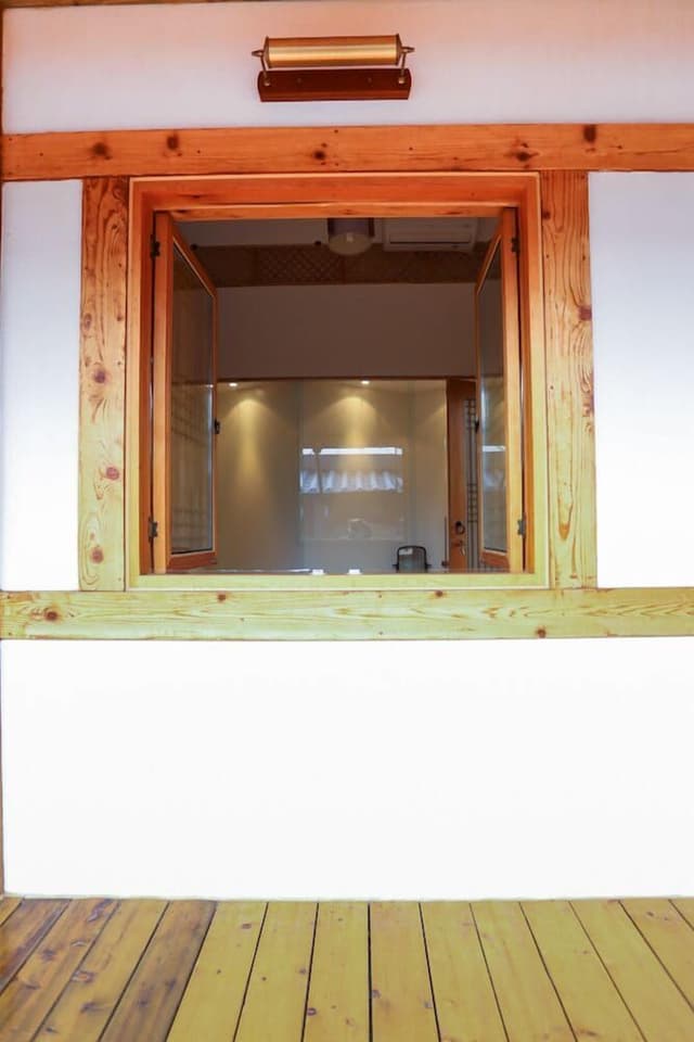 Deluxe Double Room (Children Not Allowed)