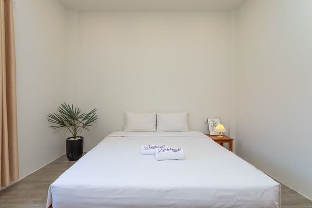 Superior Double Room, 1 King Bed, Garden View