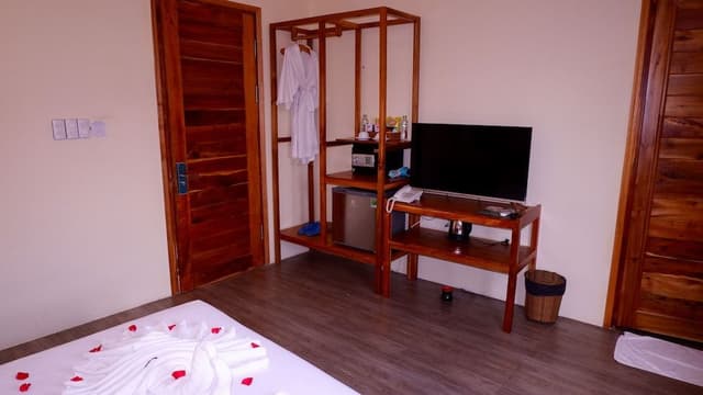 Superior Double Room, 1 King Bed, Garden View