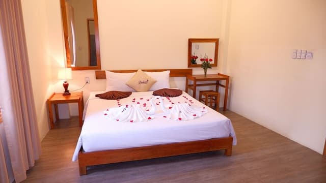 Superior Double Room, 1 King Bed, Garden View