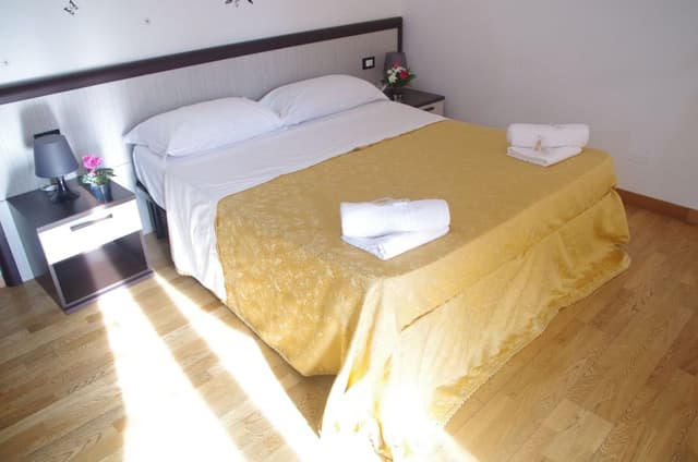 Double or Twin Room, Private Bathroom