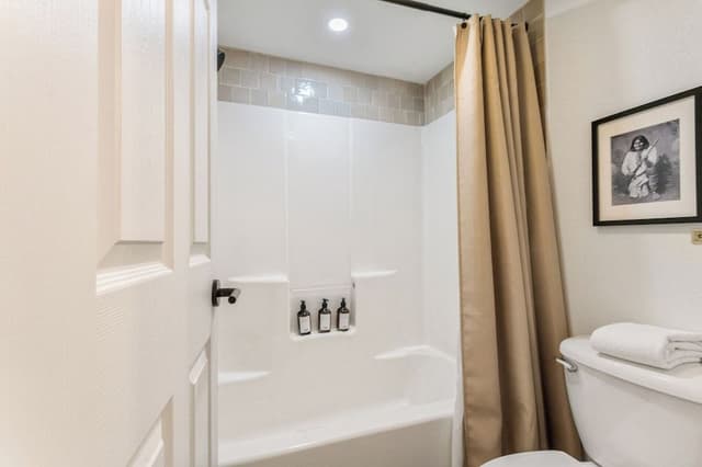 Economy Single Room