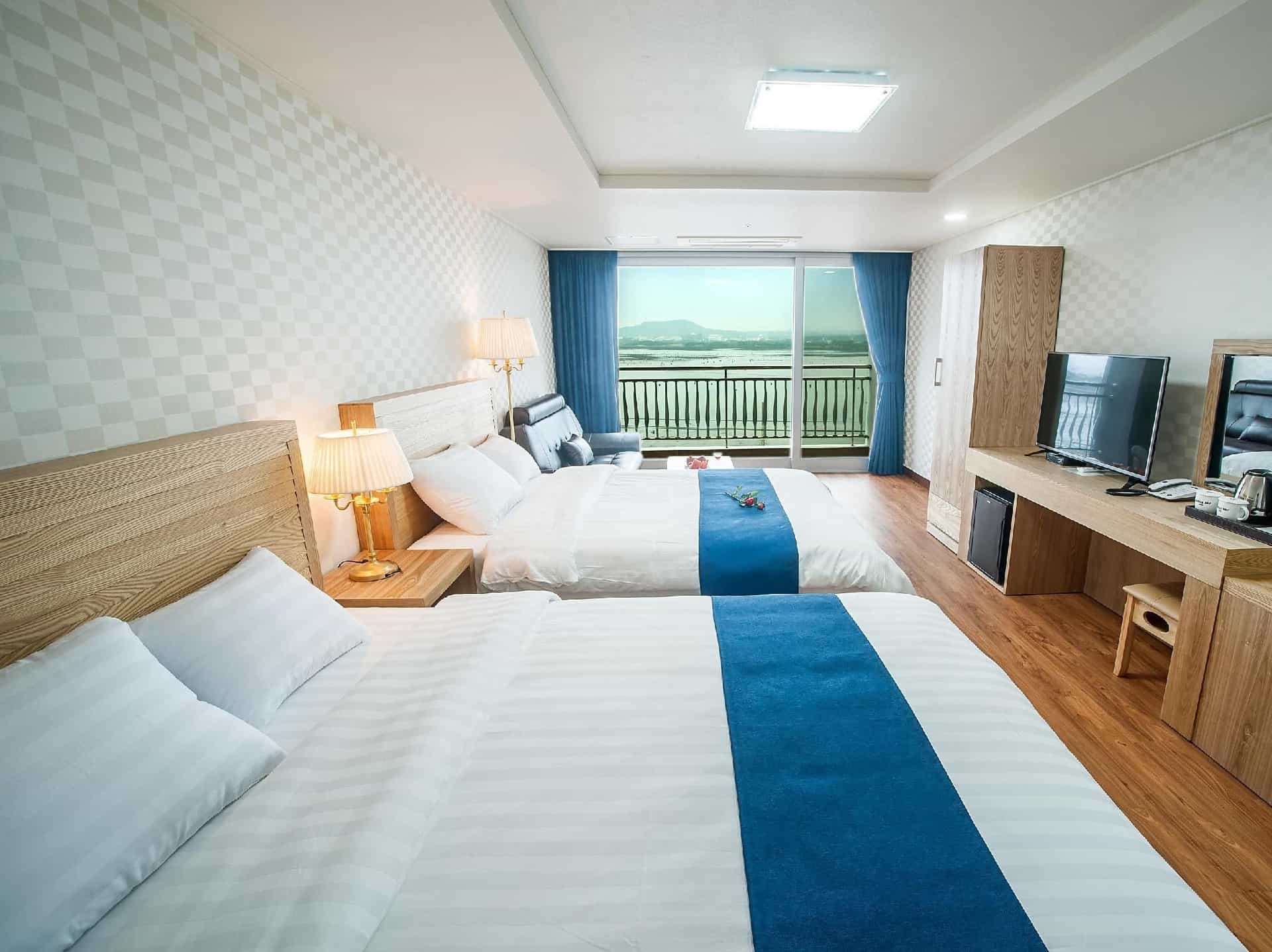 Breeze Bay Hotel Breeze Bay Hotel