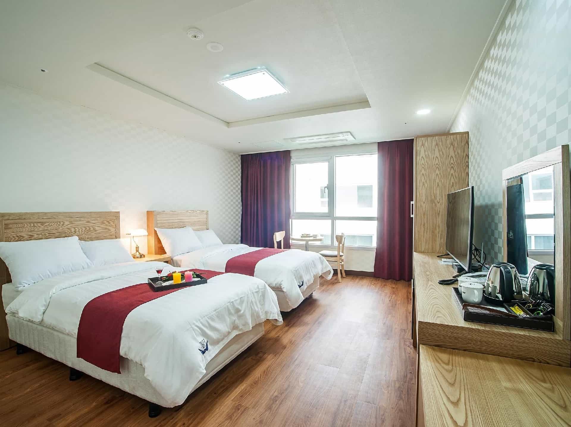 Breeze Bay Hotel Breeze Bay Hotel