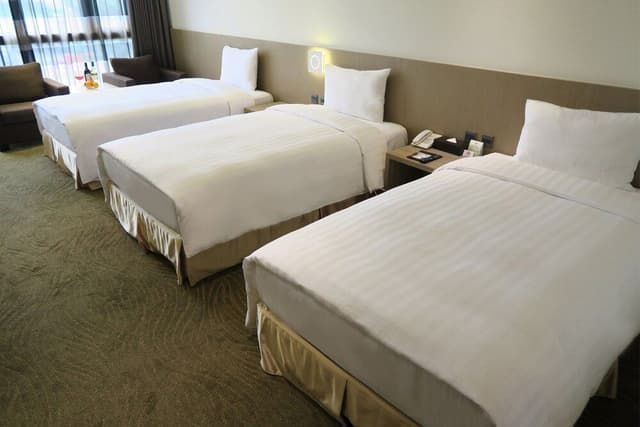 Triple Room