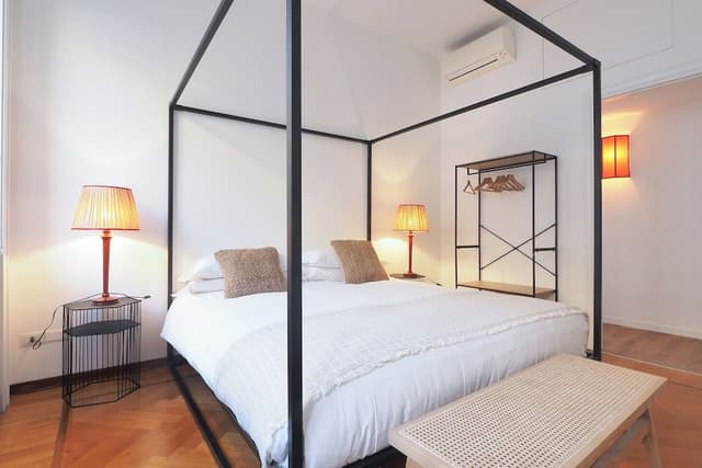 Three-bedroom apartment, Via Dogana 3