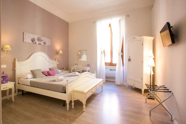 Double Room (external bathroom)