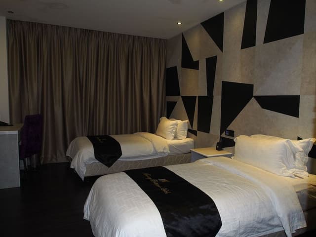 Superior Twin Room