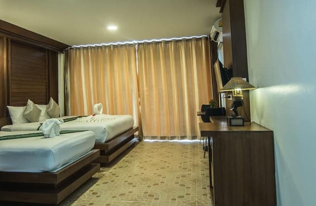 Family Triple Room (1 Double bed and 1 Single bed)