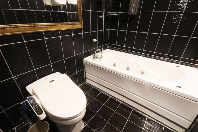 Deluxe Family Suite