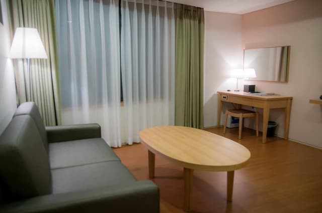 Junior Suite (MINI BAR PKG)