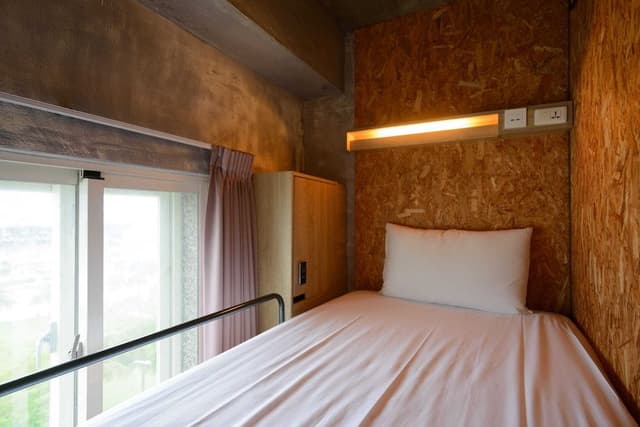 Single Bed in Mixed Dormitory