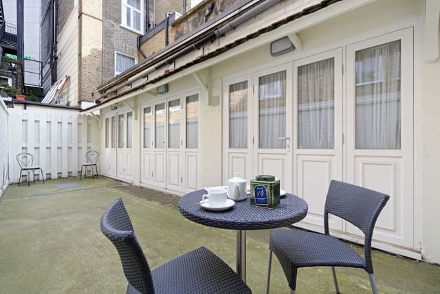 Two bedroom Apartment