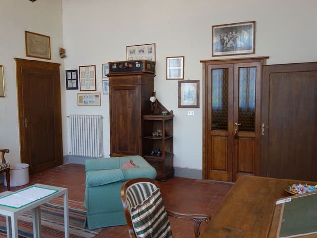 Deluxe Suite, 1 King Bed, Refrigerator, Executive Level