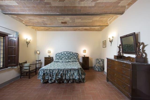Traditional Apartment, 4 Bedrooms, Patio (N’antia)