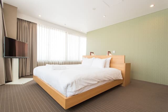 Apartment B - 2BR, Non Smoking