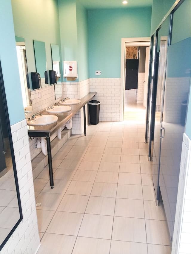Premium Shared Dormitory