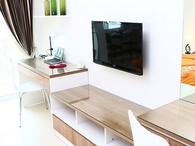 2 Bedroom